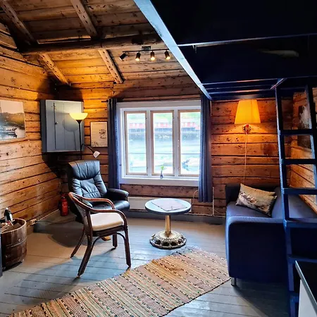 Lofoten Resort Og Rorbuer Sorvagen Room photo